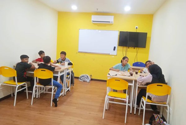 Pusat Transit Sekolah Pilihan Bijak Ibu Bapa Bekerja | Transit Kids Center Al Fathonah