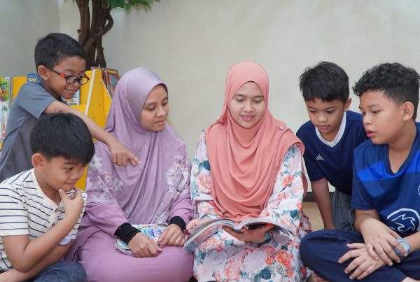 Anak Kurang Keyakinan Diri? Ini 7 Cara Bantu Mereka Yakin